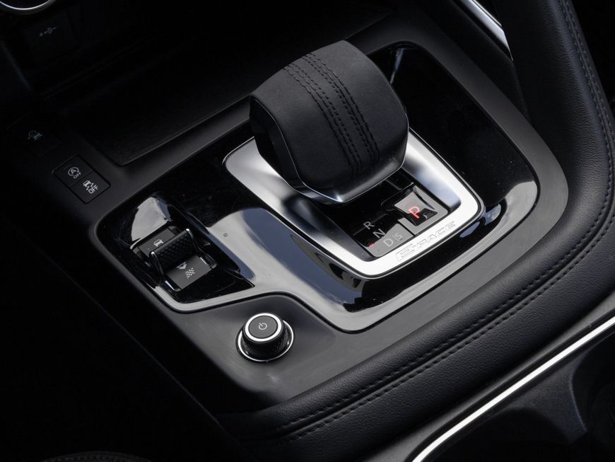 Jaguar E-Pace P160 SE