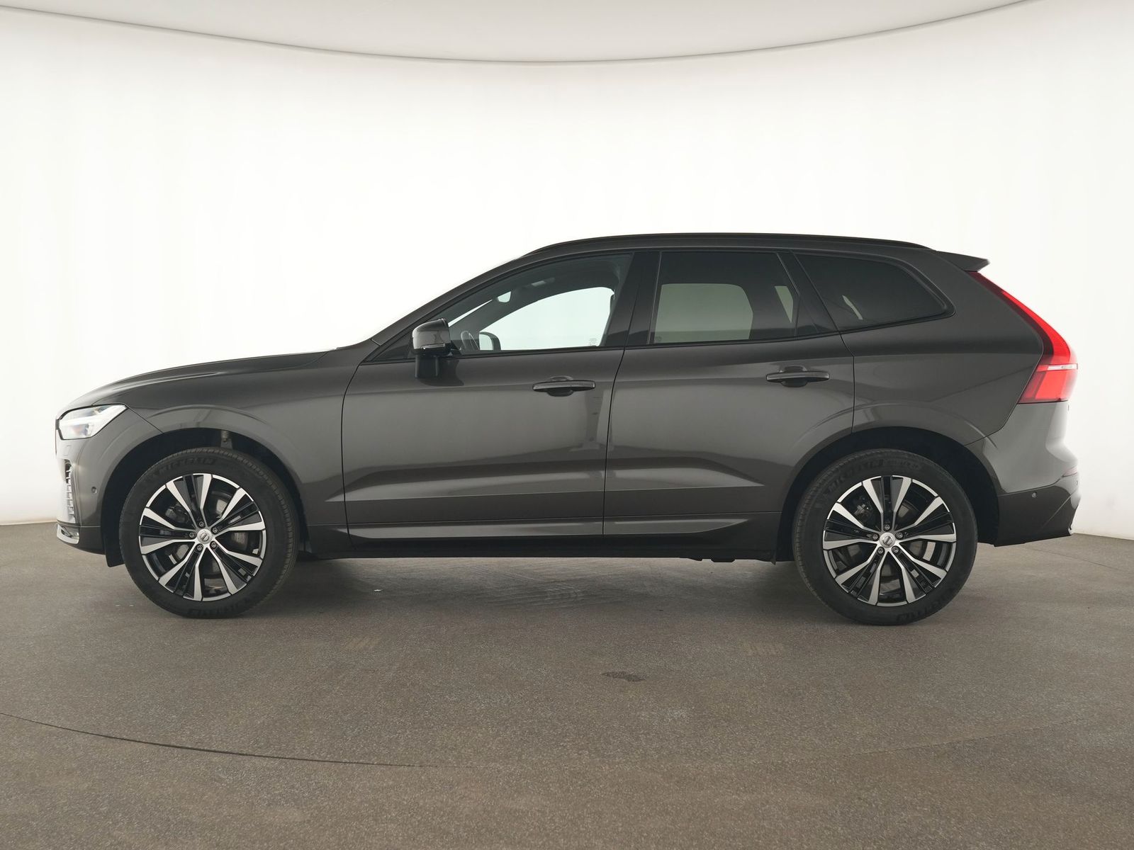 Volvo XC60 Ultra Dark ACC|Panorama|Aktives Fahrwerk|AH