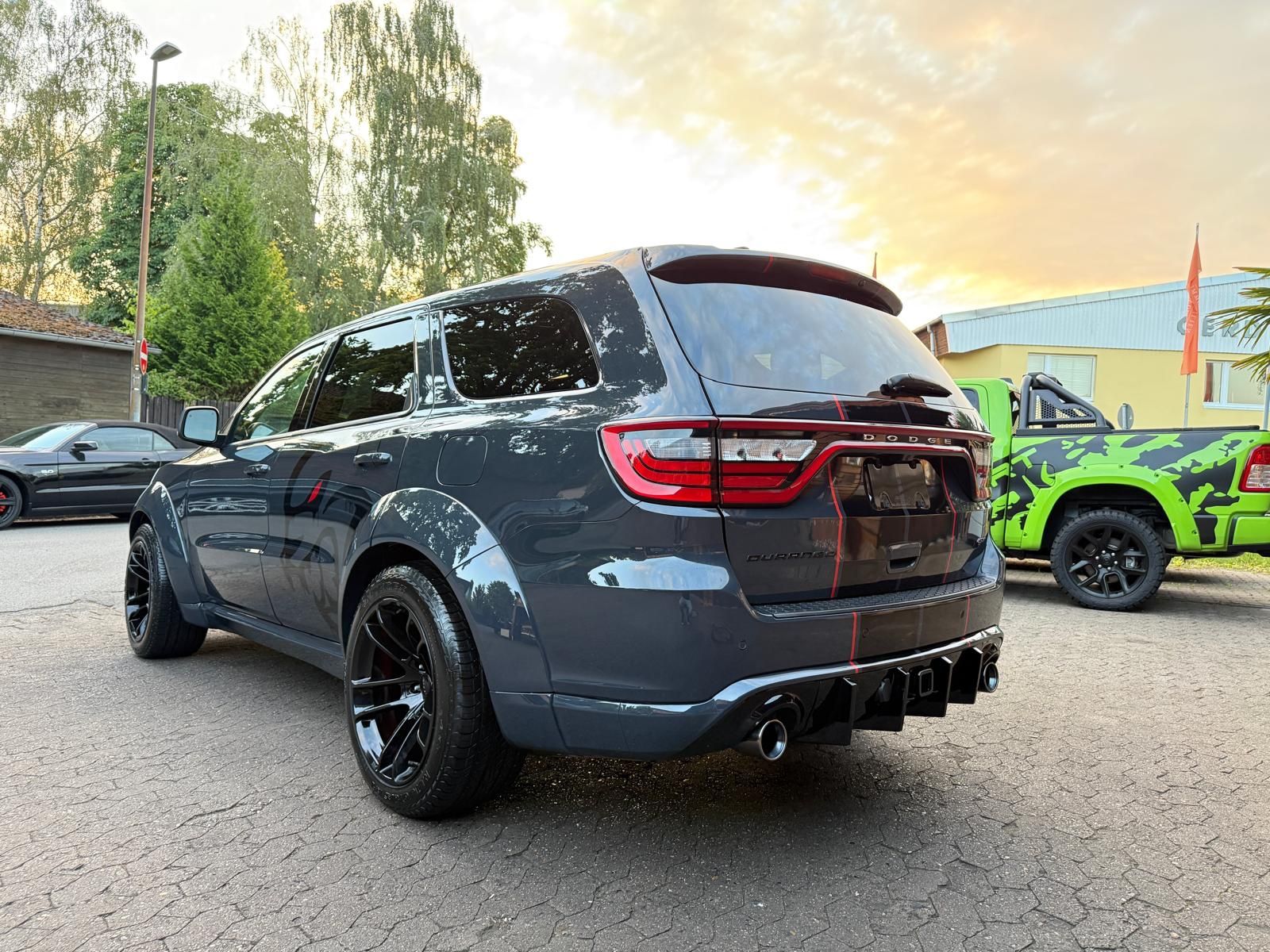 Dodge WIDEBODY*LPG NEU*V8*AHK*NAVI*GARANTIE*SERVICE NE