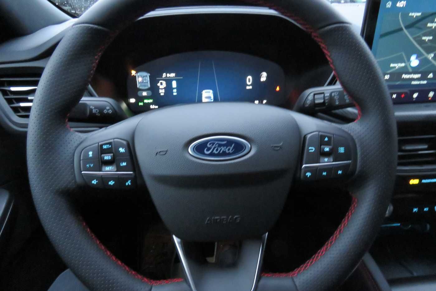 Ford Kuga 2.5 PHEV ST-Line X -30%Pano AHK
