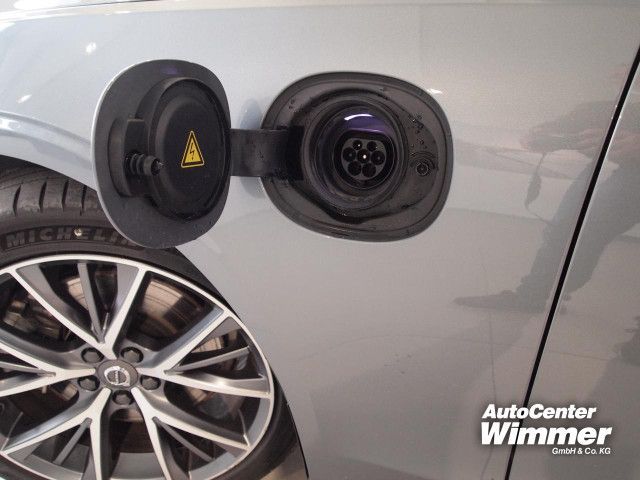 Volvo S90 T8 Twin Engine AWD Momentum Business+Licht