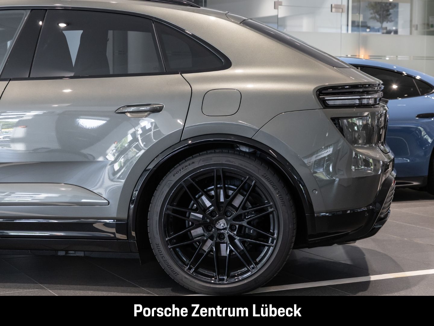 Porsche Macan Turbo BOSE Panoramadach Surround-View LED