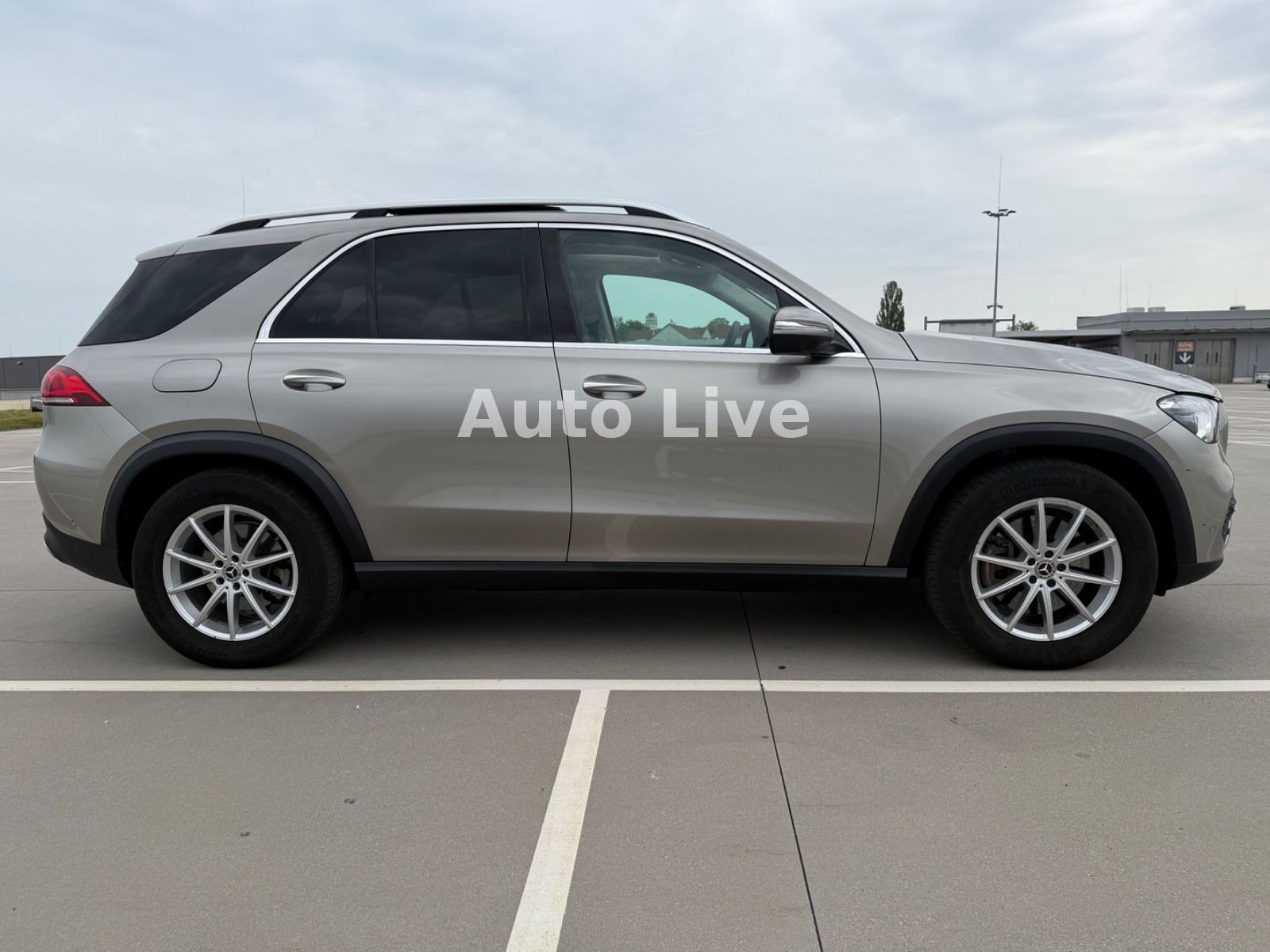 Mercedes-Benz GLE 350 de *4M*PANO*WIDESCREEN*BURMESTER*AHK*360