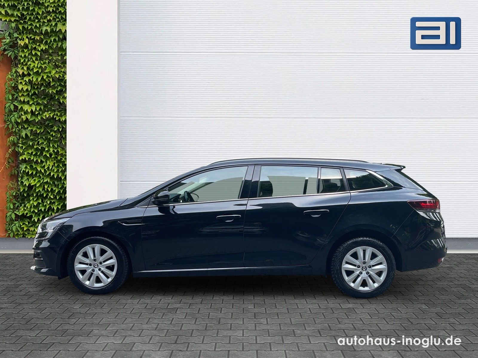 Renault Megane 1.3 TCE AT Business - Samsaru's Car Outlet