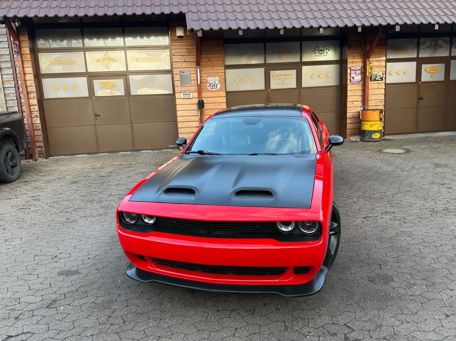 Dodge 5,7 V8*SRT KIT*LEDER*NAVI*KEYLESS*GARNTIE*SERVIC
