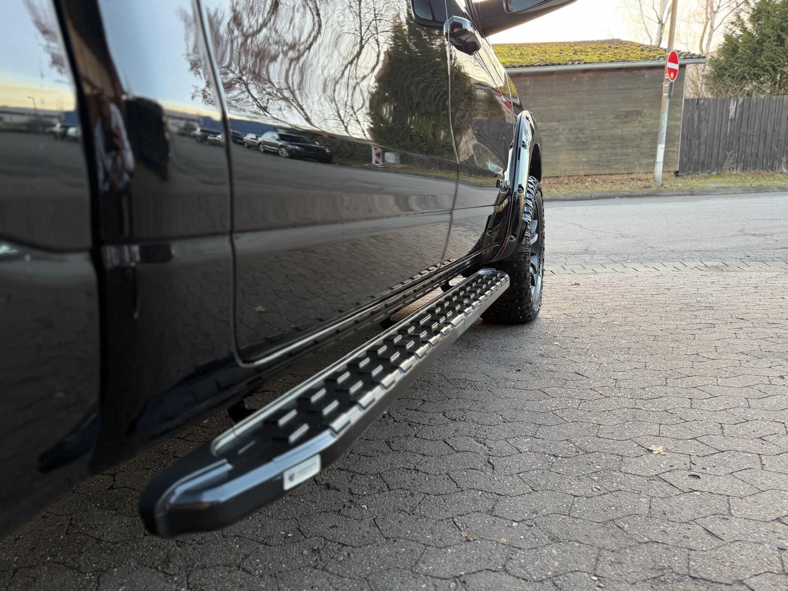 Dodge SPORT*NIGHT*OFFROAD*LIFT*AHK*NAVI*BÜGEL*GARANTIE