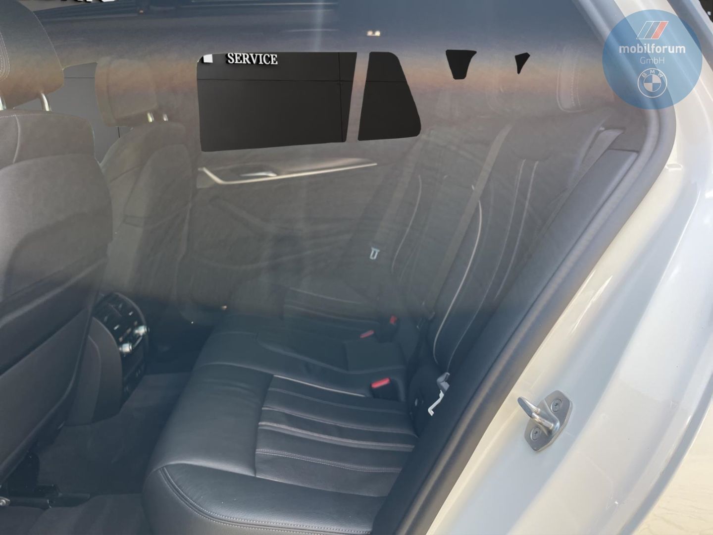BMW 530 i Touring M-Sport AHK StandHZG Panorama