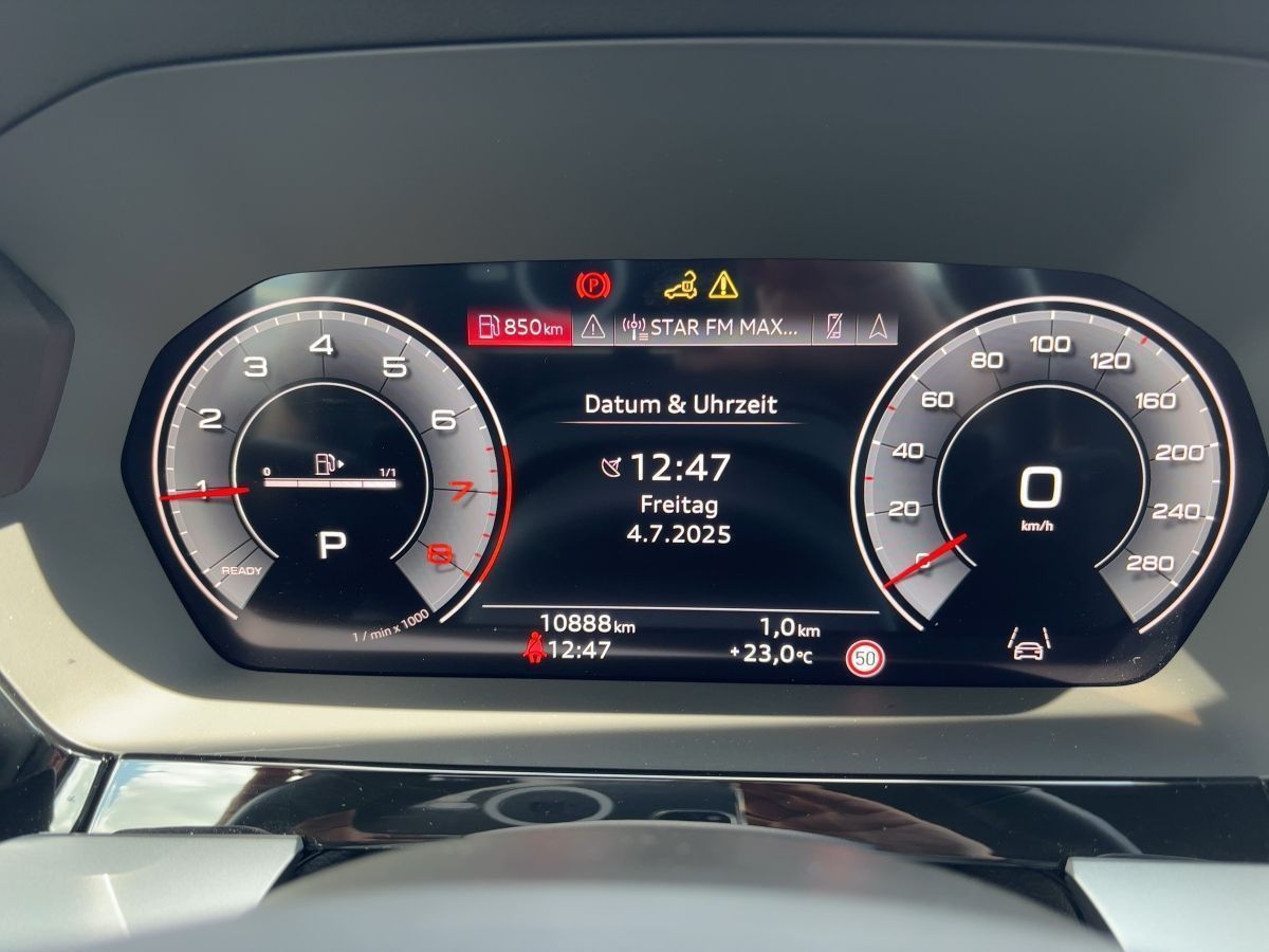 Audi A3 Sportback 35 TFSI advanced - Samsaru's Car Outlet