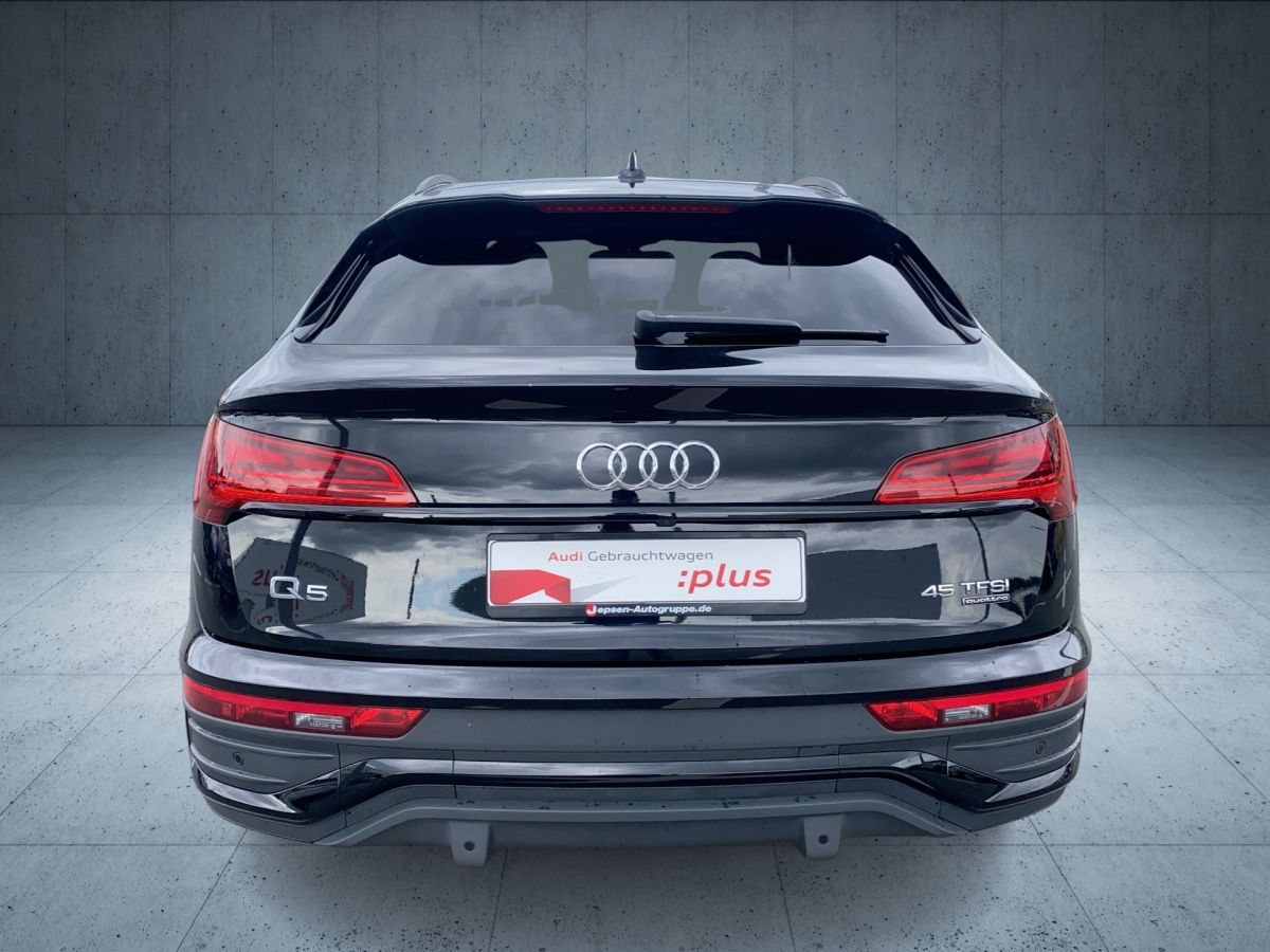 Audi Q5 Sportback S line 45 TFSI quattro S tronic - Samsaru's Car Outlet