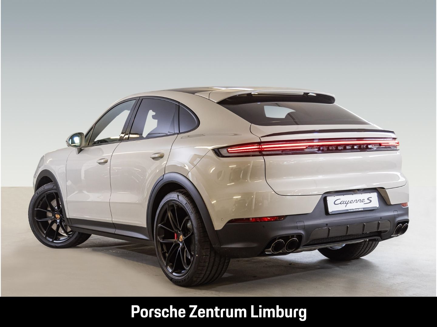 Porsche Cayenne S Coupe BOSE Luftfederung InnoDrive LED