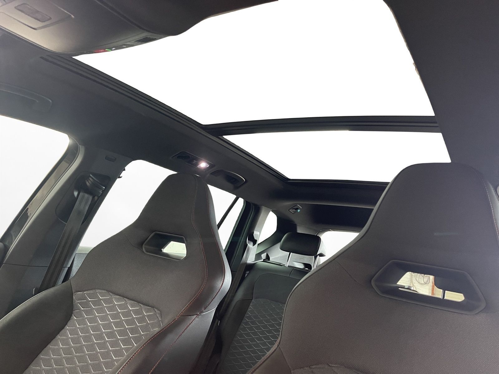 Seat Tarraco 2.0 TSI 4D FR AHK Pano LED LM 20" Navi A