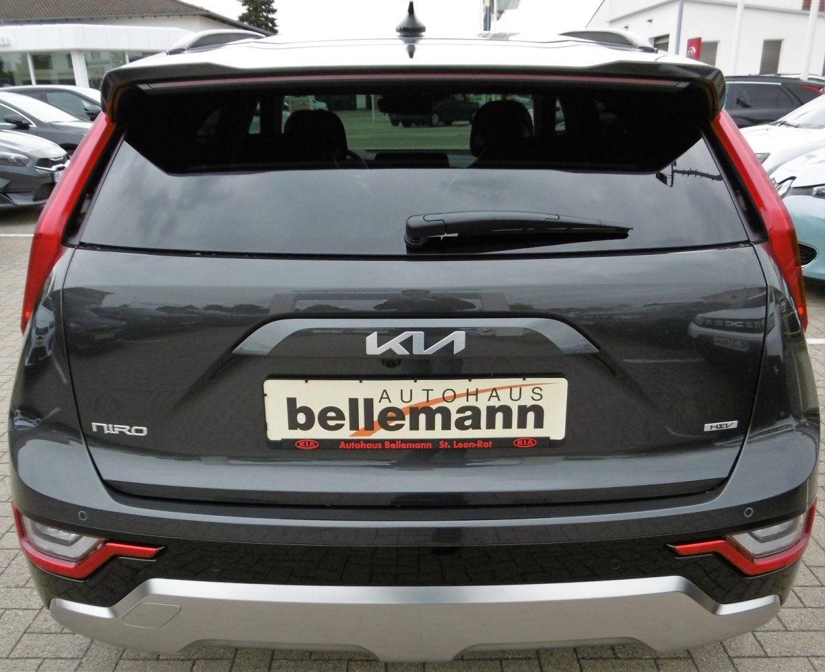 Kia Niro Spirit 1.6 Hybrid - Samsaru's Car Outlet