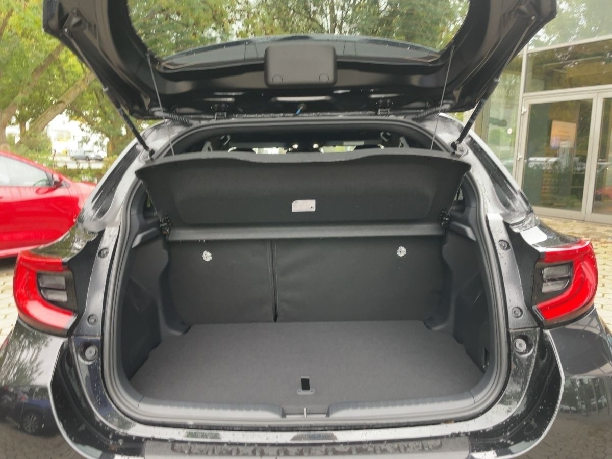 Toyota Yaris 1.5 Hybrid Style*LED+CARPLAY+PDC+KAMERA+KL