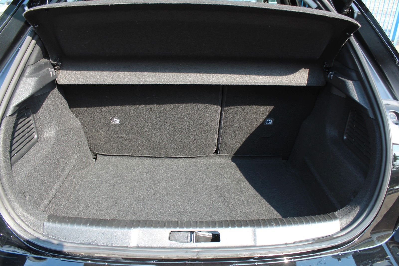 Opel Mokka Elegance - Samsaru's Car Outlet