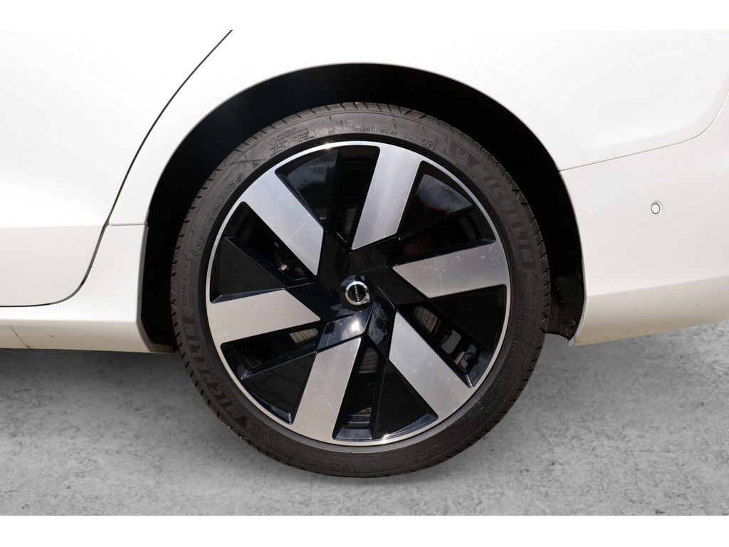 Volvo S60 Lim. T8 Ultimate Dark Recharge Plug-In Hybri