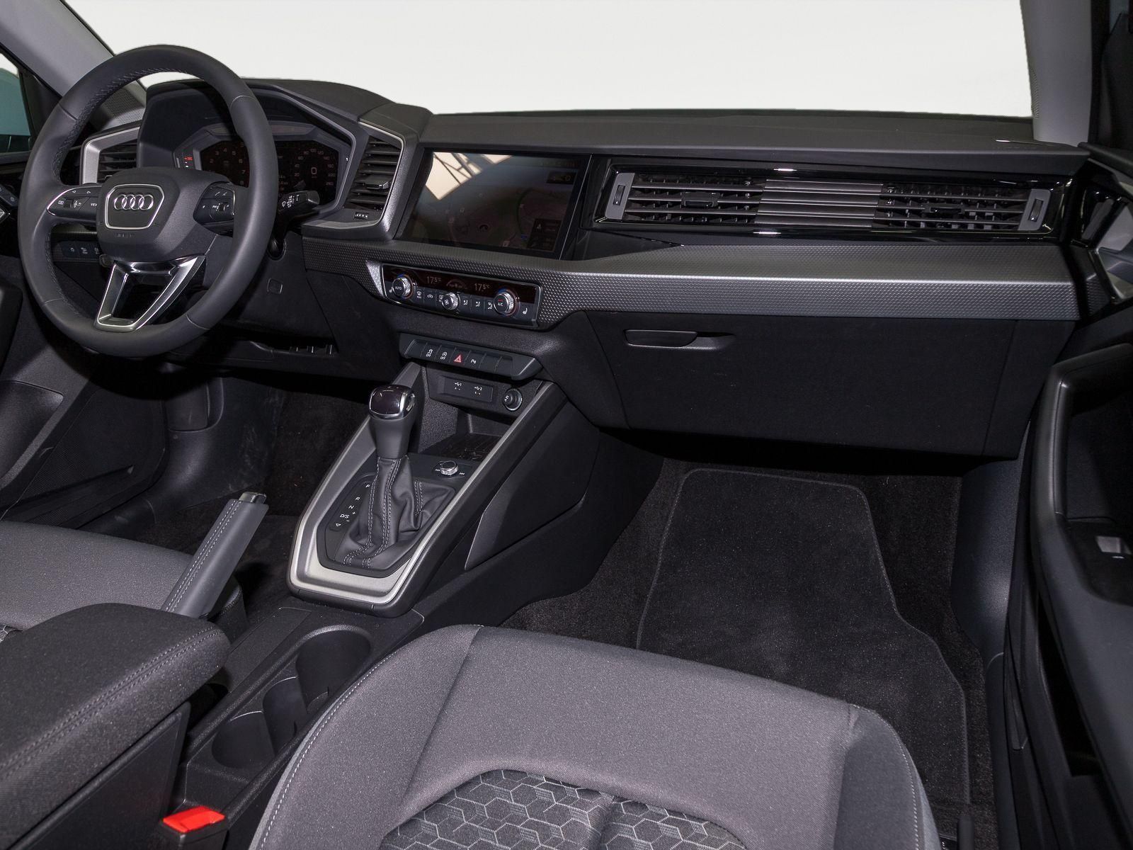 Audi A1 Sportback 25 TFSI ADVANCED - Samsaru's Car Outlet