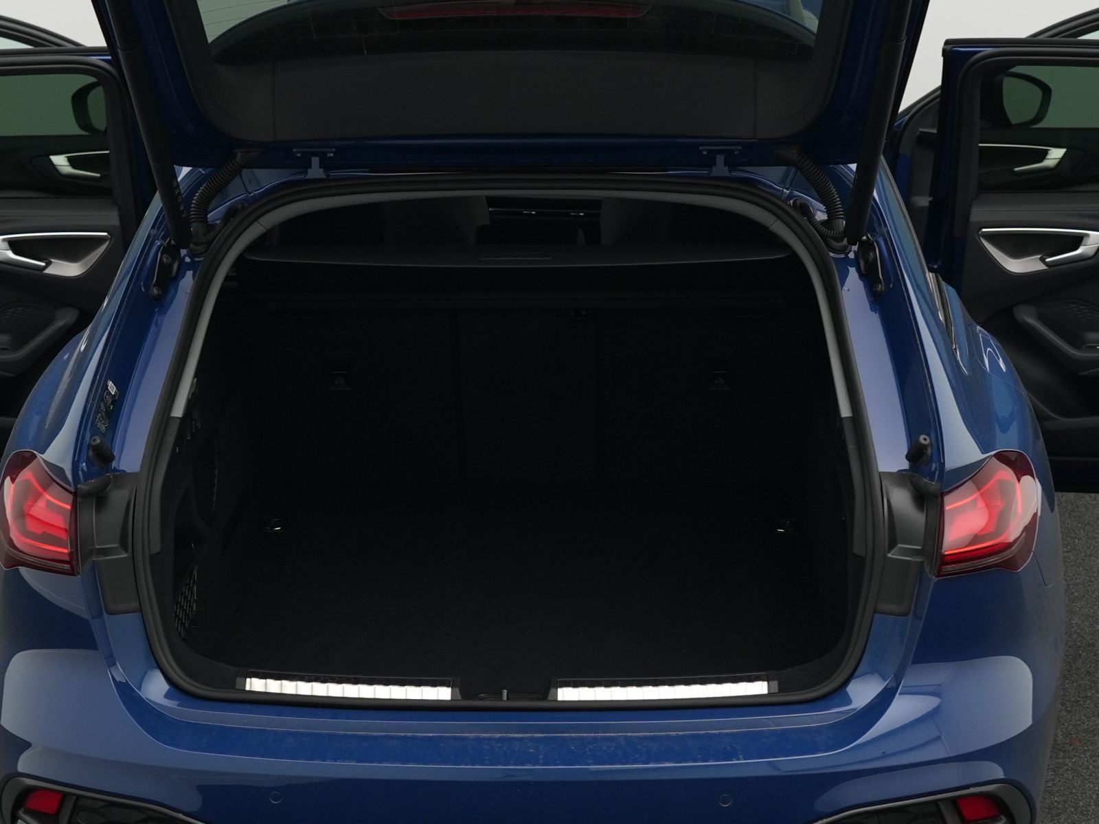Audi A5 Avant TFSI S tronic S line *HdUp*MATRIX*19''*