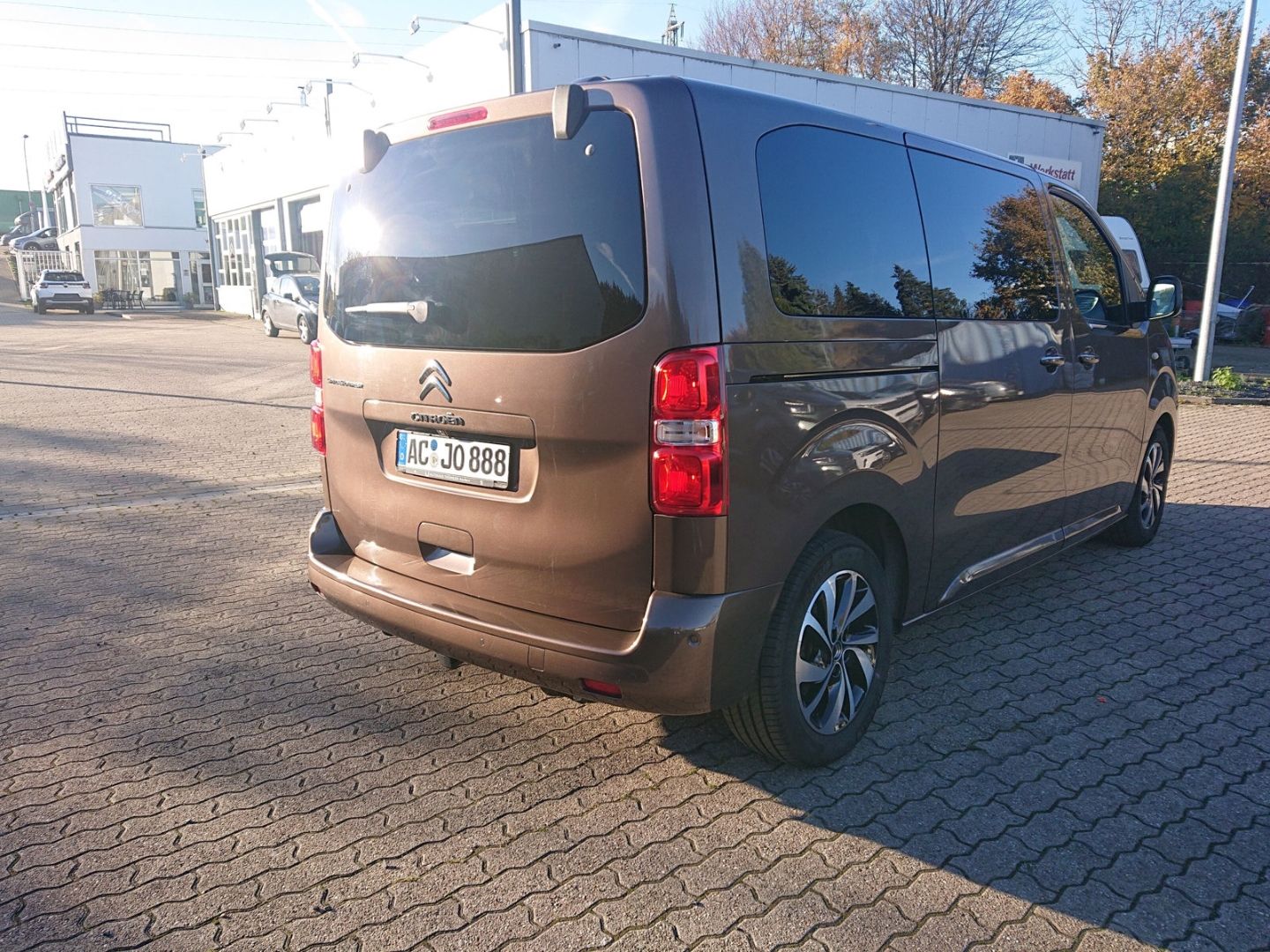 Citroën Spacetourer M BlueHDi 180 EAT8 Shine 8-Sitzer AH