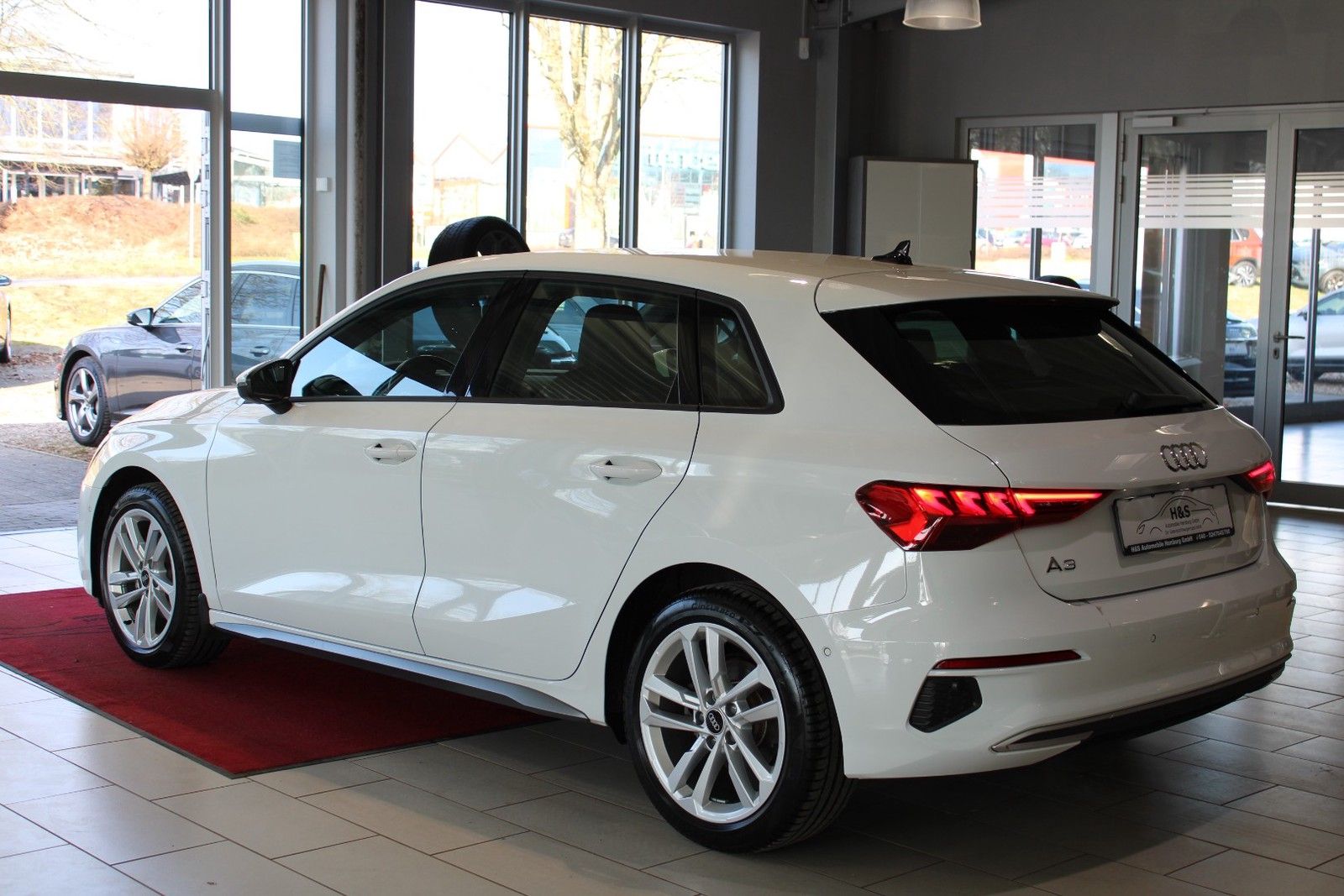 Audi A3 Sportback 35 TFSI Sport - Samsaru's Car Outlet