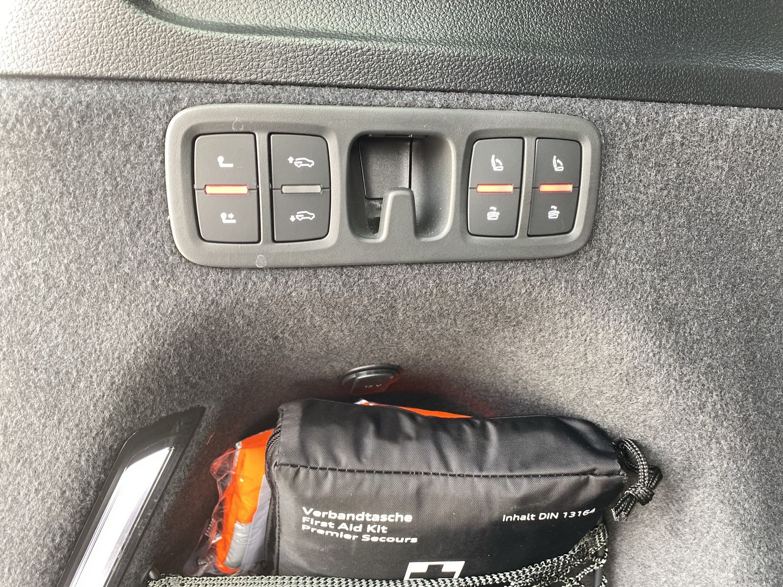Audi Q7 SUV S line 45 TDI qu. tiptr. PANO HUD Laser