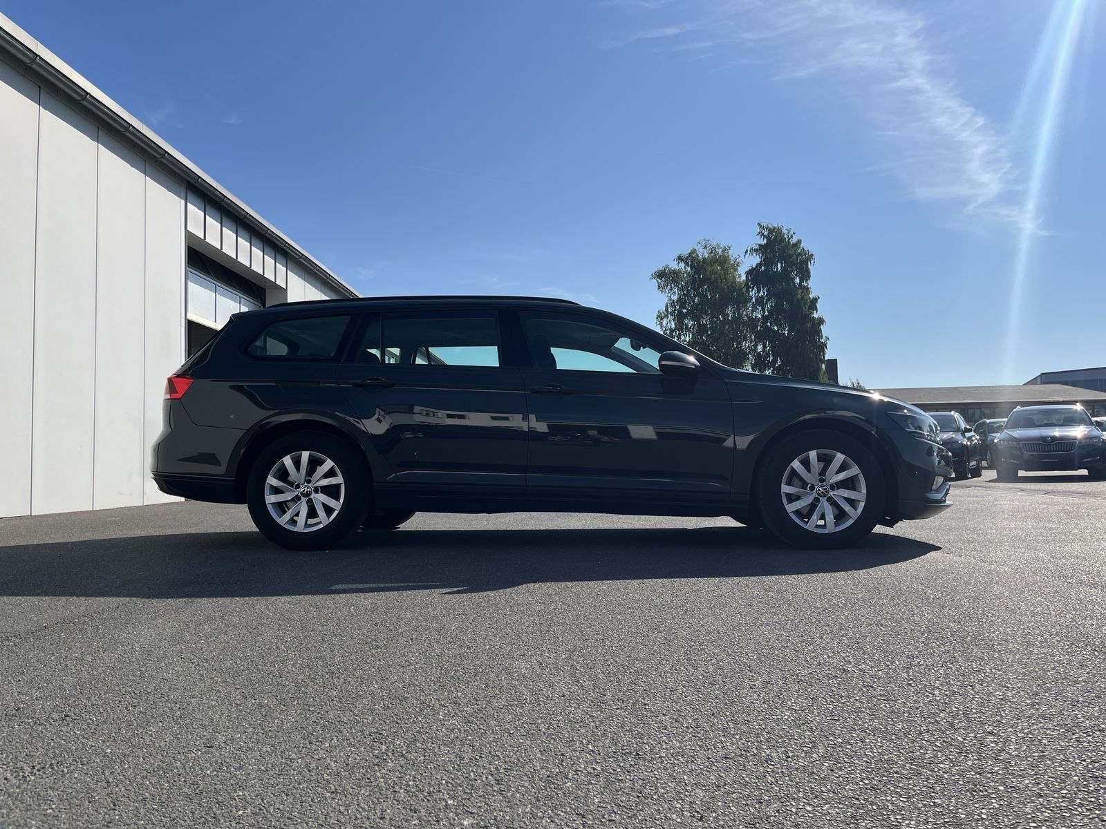 Volkswagen Passat Variant 2.0 TDI DSG - Samsaru's Car Outlet