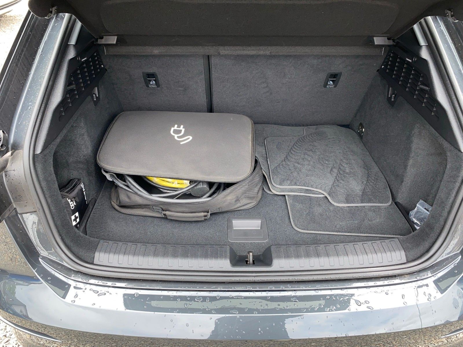 Audi A3 Sportback 40 TFSI e advanced - Samsaru's Car Outlet