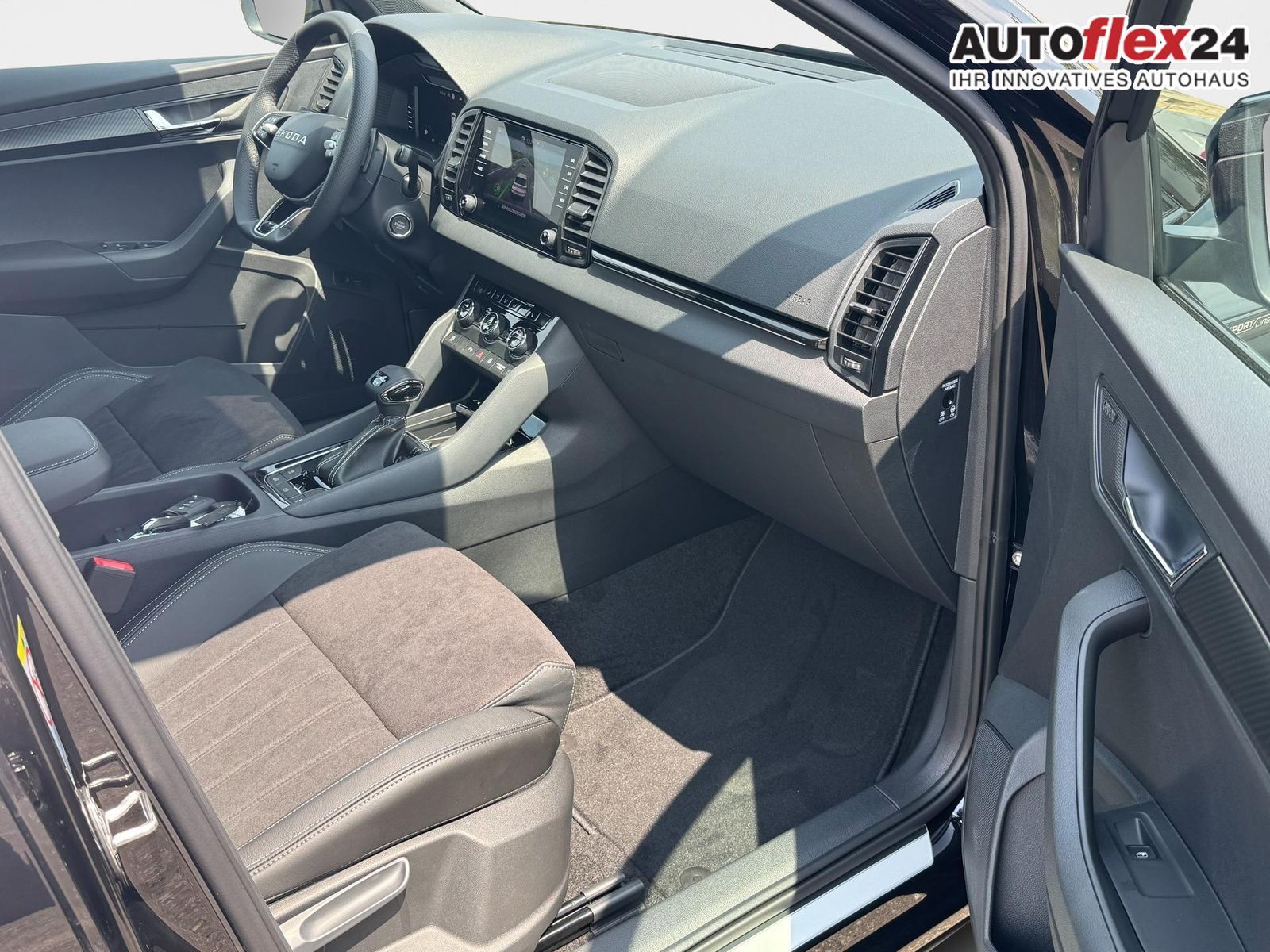 Skoda Karoq Sportline 2,0 TSI 4x4 DSG Leder 2ZKlima...