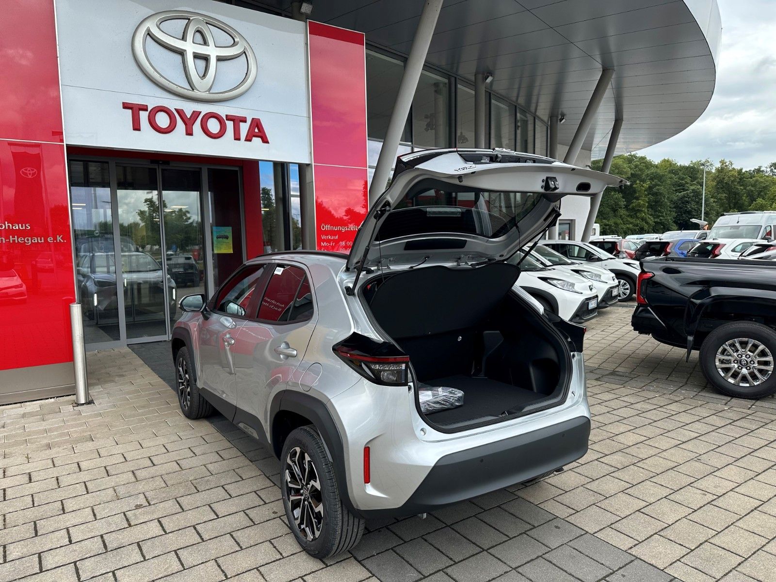 Toyota Yaris Cross Hybrid Teamplayer SAFETY + WINTER-P