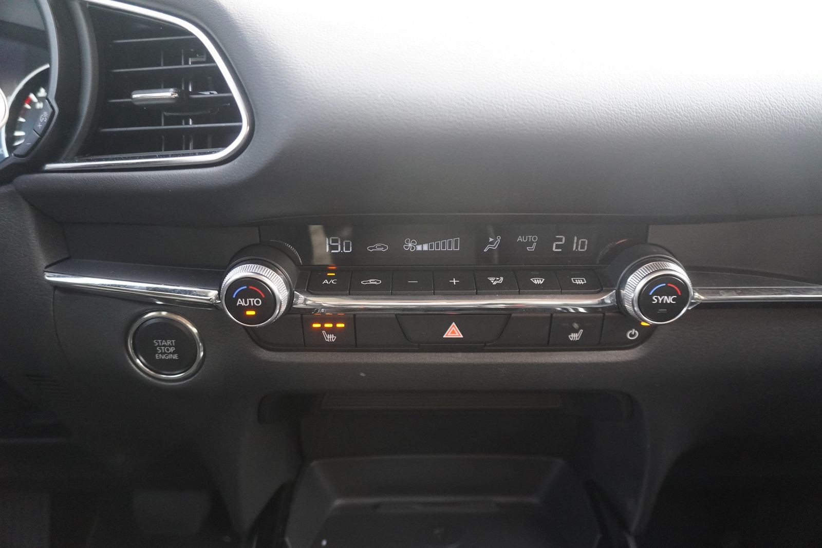 Mazda CX-30 2.0 M-Hybrid Exclusive-Line LED 360° AHK