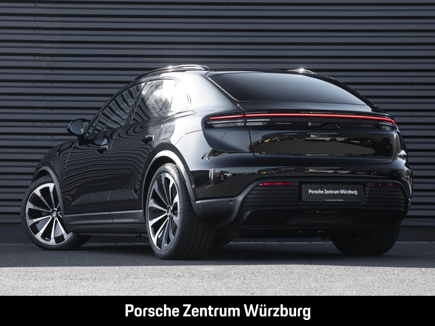 Porsche Macan 4S BOSE HA-Lenkung InnoDrive Head-Up