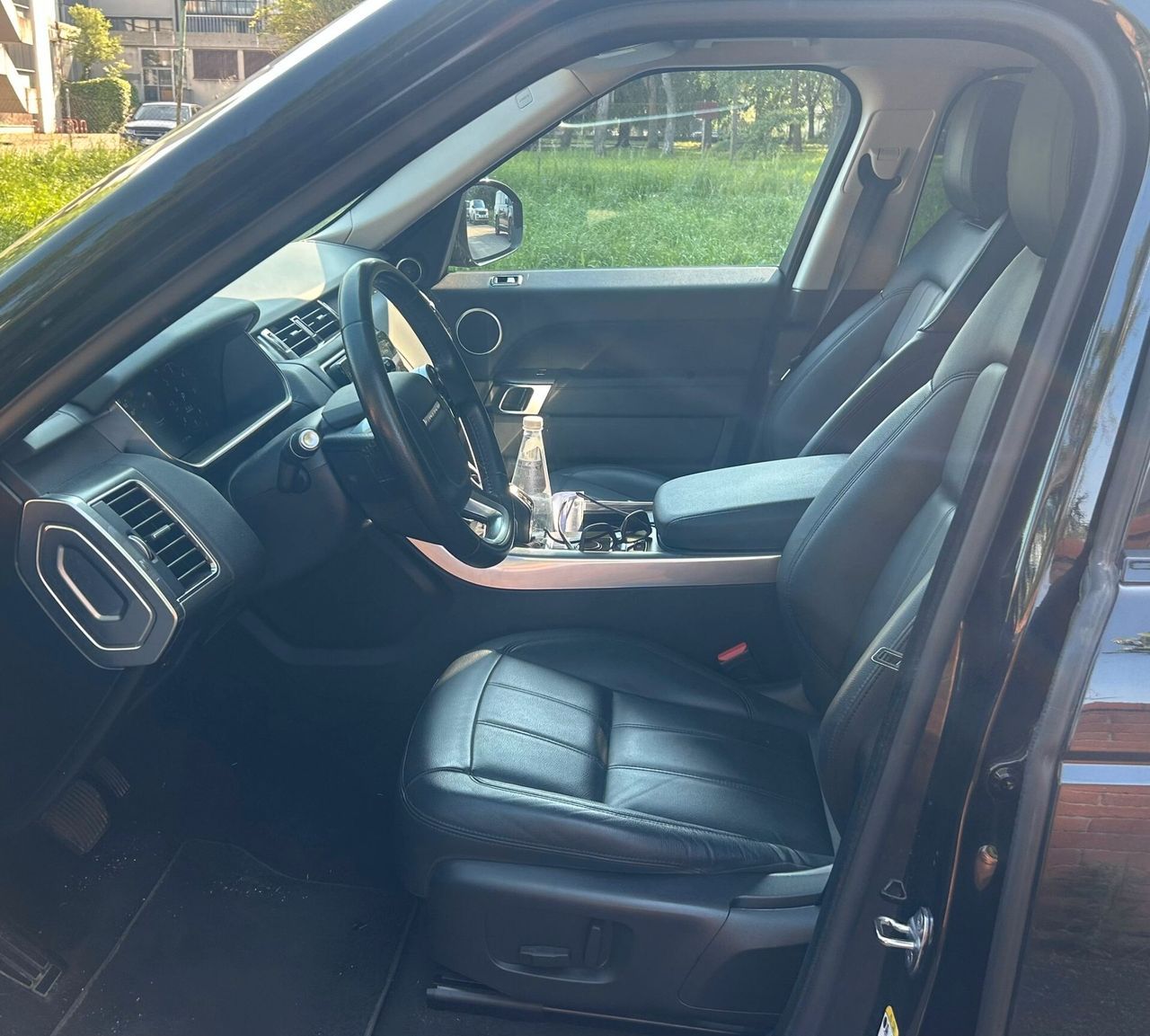 Range Rover Sport Range Rover Sport 3 - Samsaru's Car Outlet