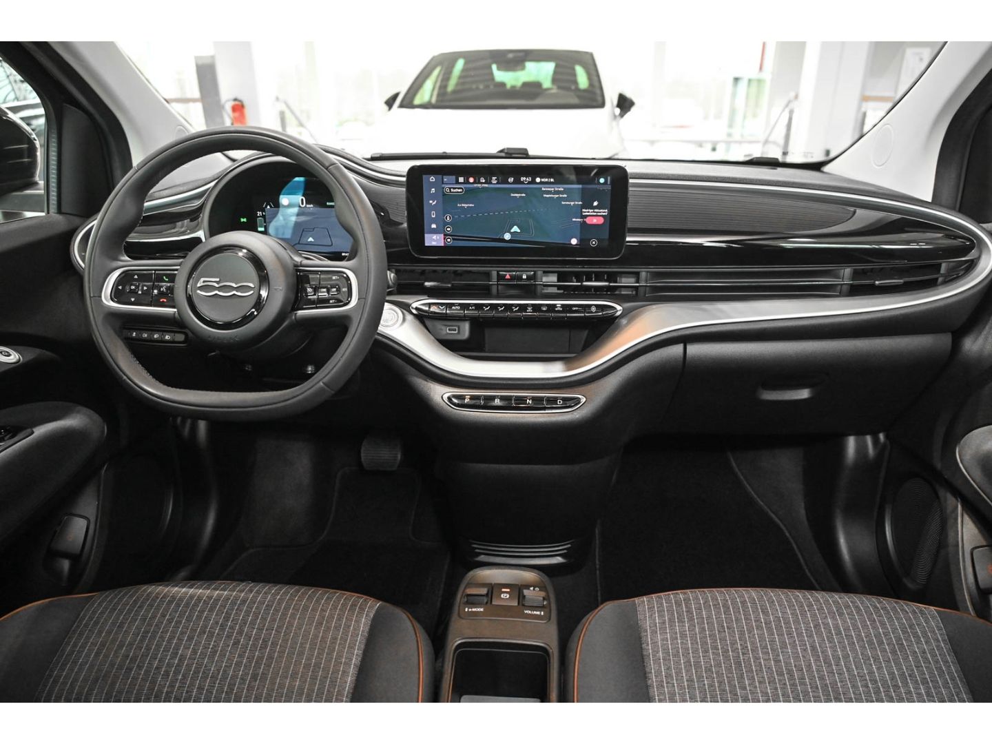 Fiat 500e Icon - Samsaru's Car Outlet