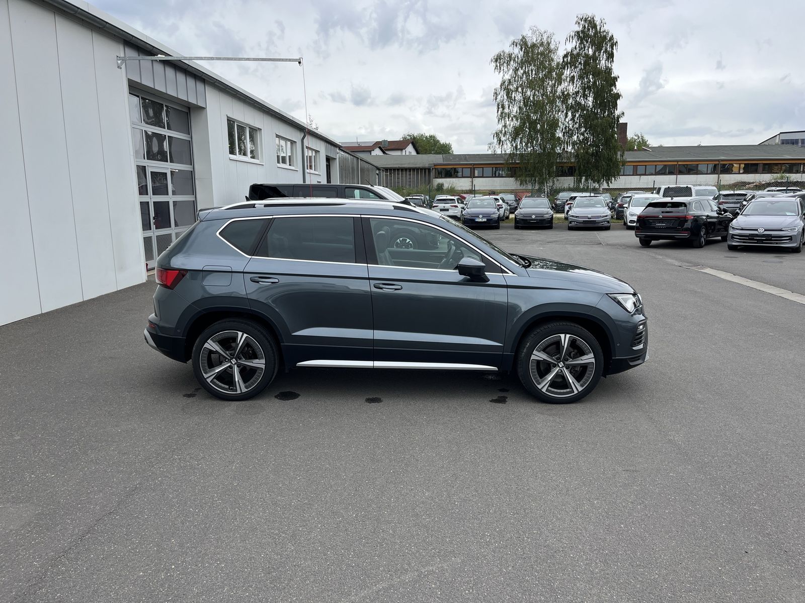 Seat Ateca 1.5 TSI DSG Xperience AHK PANO Navi 360RFK