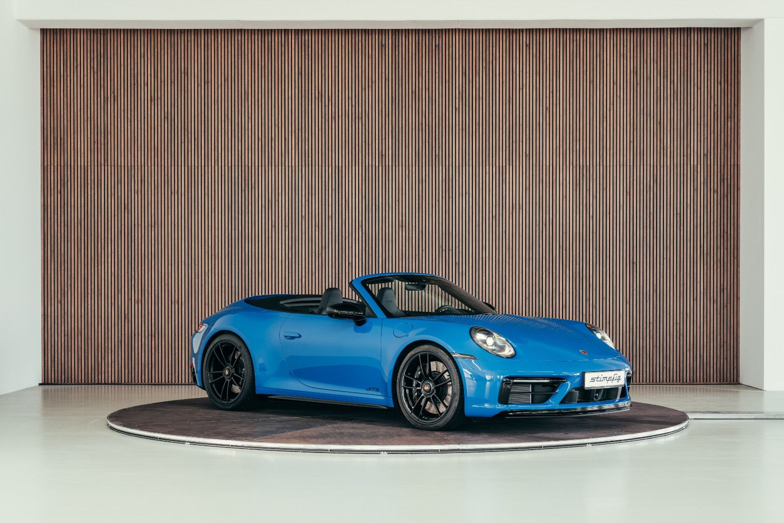 Porsche 992 Carrera 4 GTS Cabriolet, Sharkblue, MwSt awb