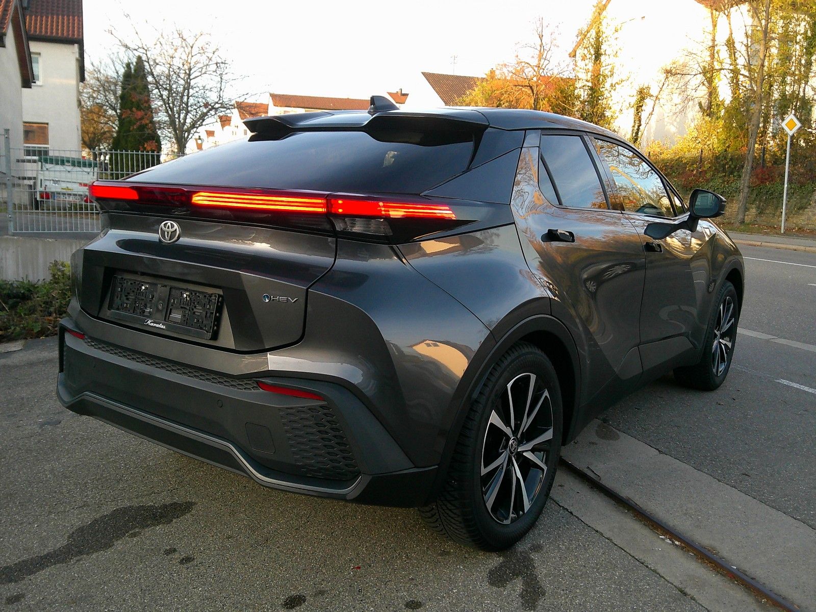 Toyota C-HR Hybrid FWD Team Deutschland ACC Navi