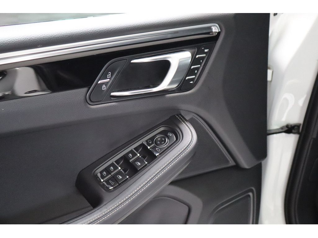 Porsche Macan 2.9 S Facelift PASM Panorama PDLS+ 20"