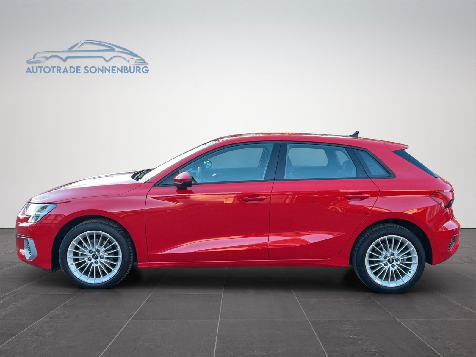 Audi A3 Sportback 30 TFSI advanced - Samsaru's Car Outlet