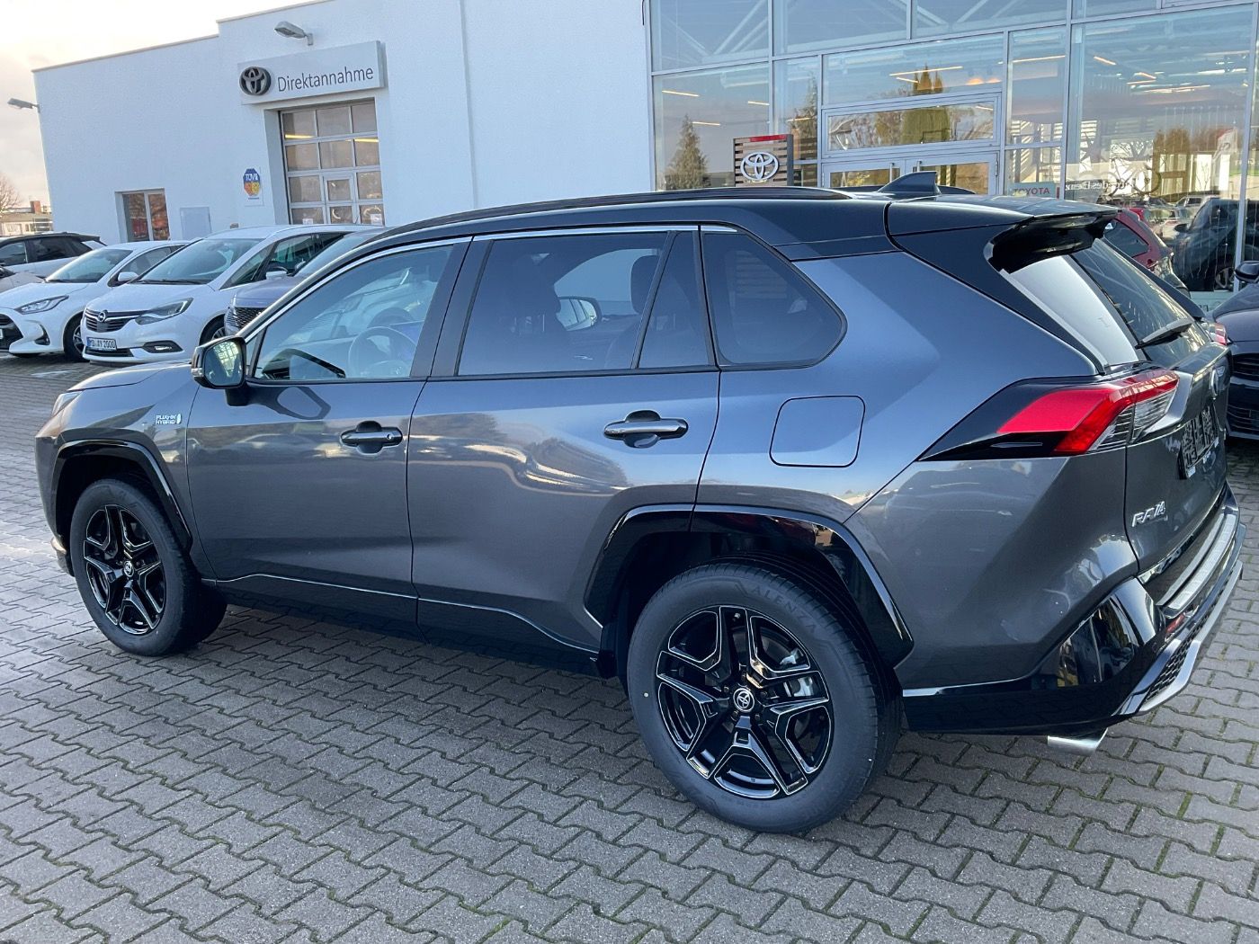 Toyota RAV4 2.5 GR Sport ACC+LED+Navi+Pano+SD+SHZ+360