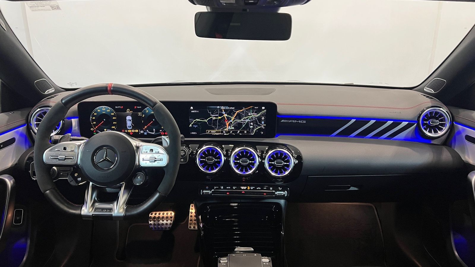 Mercedes-Benz CLA 35 AMG - Samsaru's Car Outlet