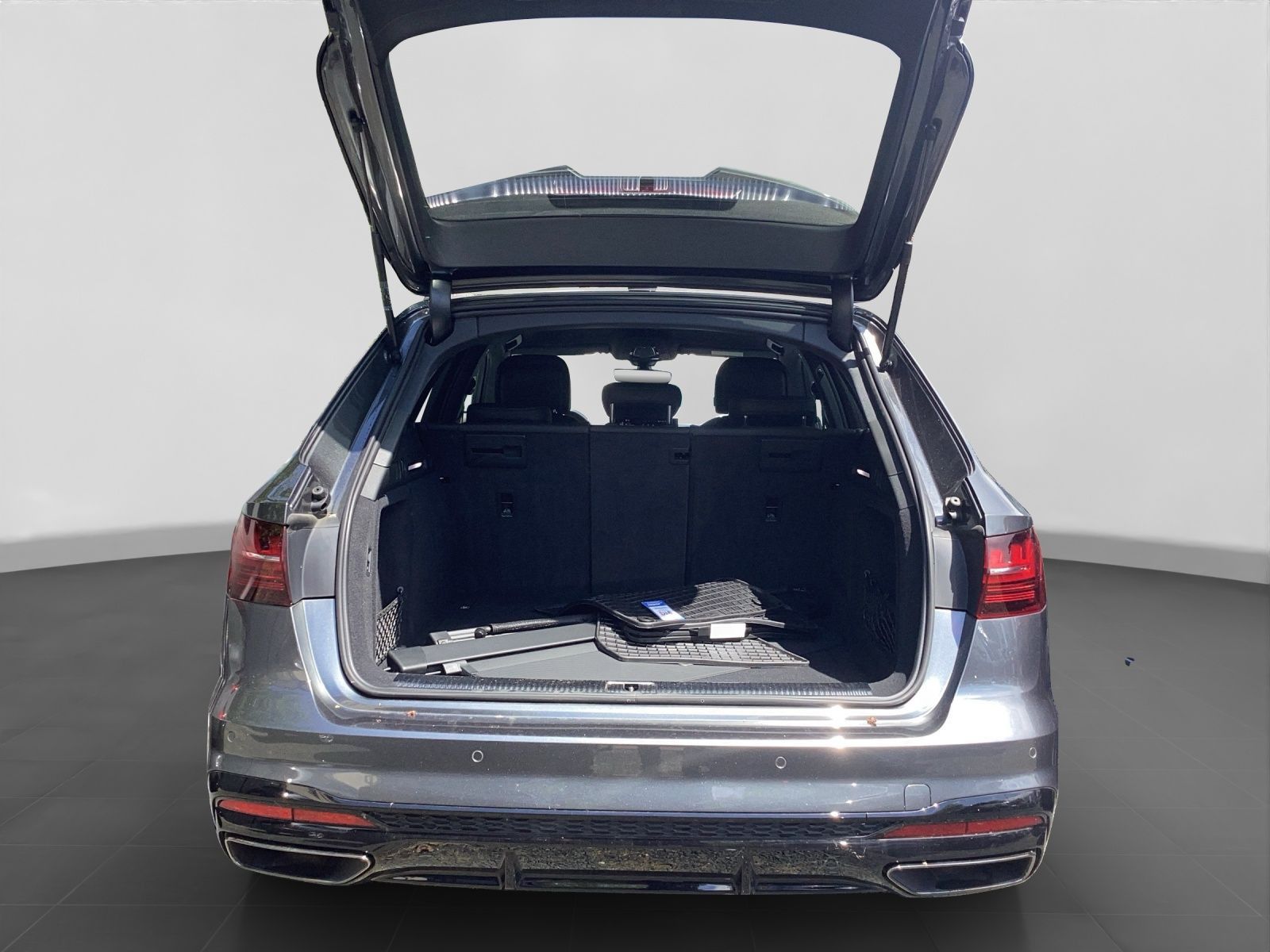 Audi A4 Avant 40 TFSI Q 2x S LINE MATRIX AHK LM19 KAM