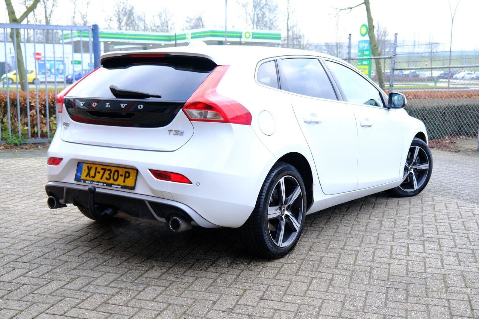 Volvo V40 1.5 T3 Polar+ Sport Aut. Pano|Leder-Alcant|C