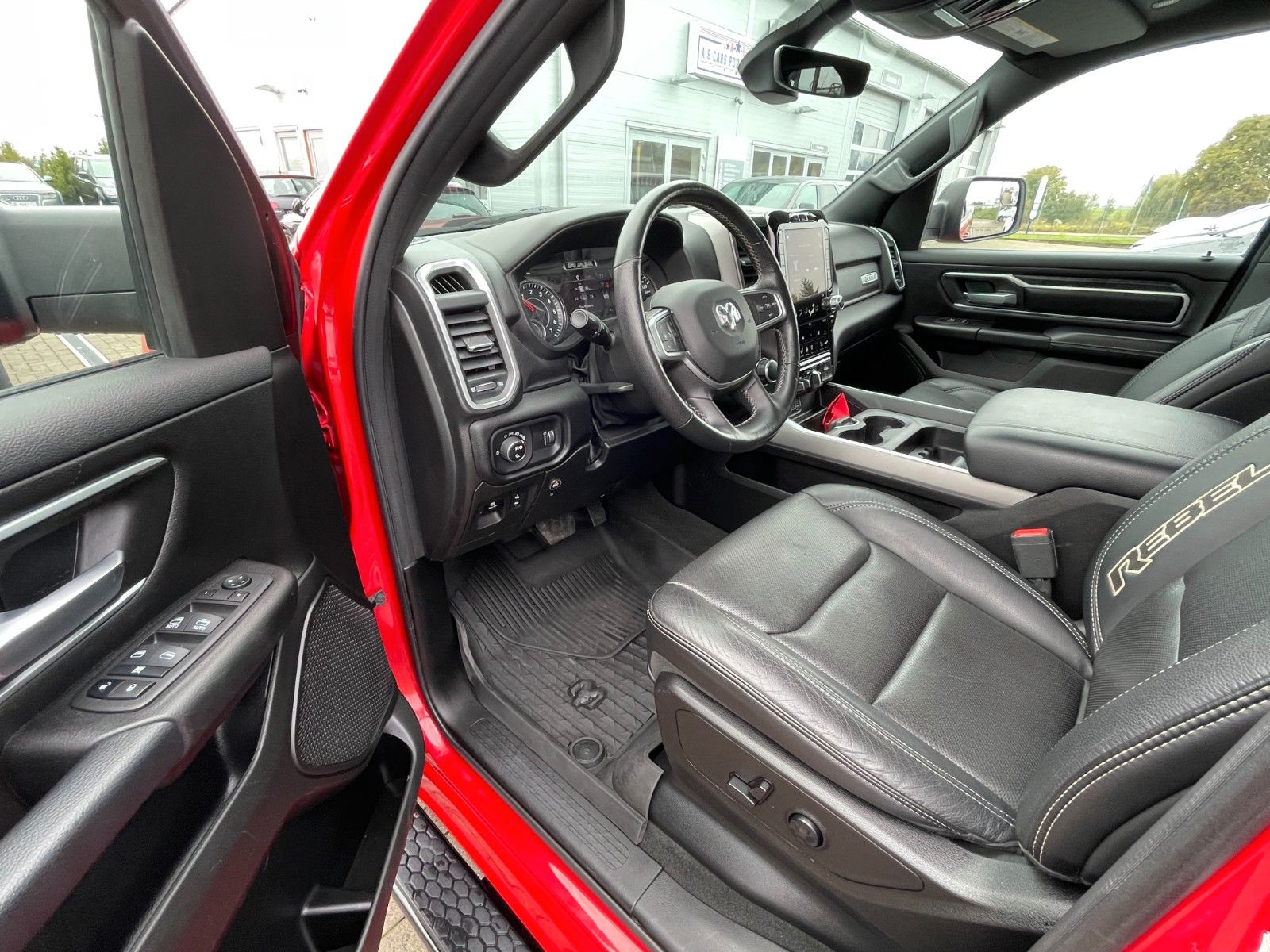 Dodge RAM 3.6L V6 1500 *Shzg*AHK*R-Kam*LPG-BRC-TOP