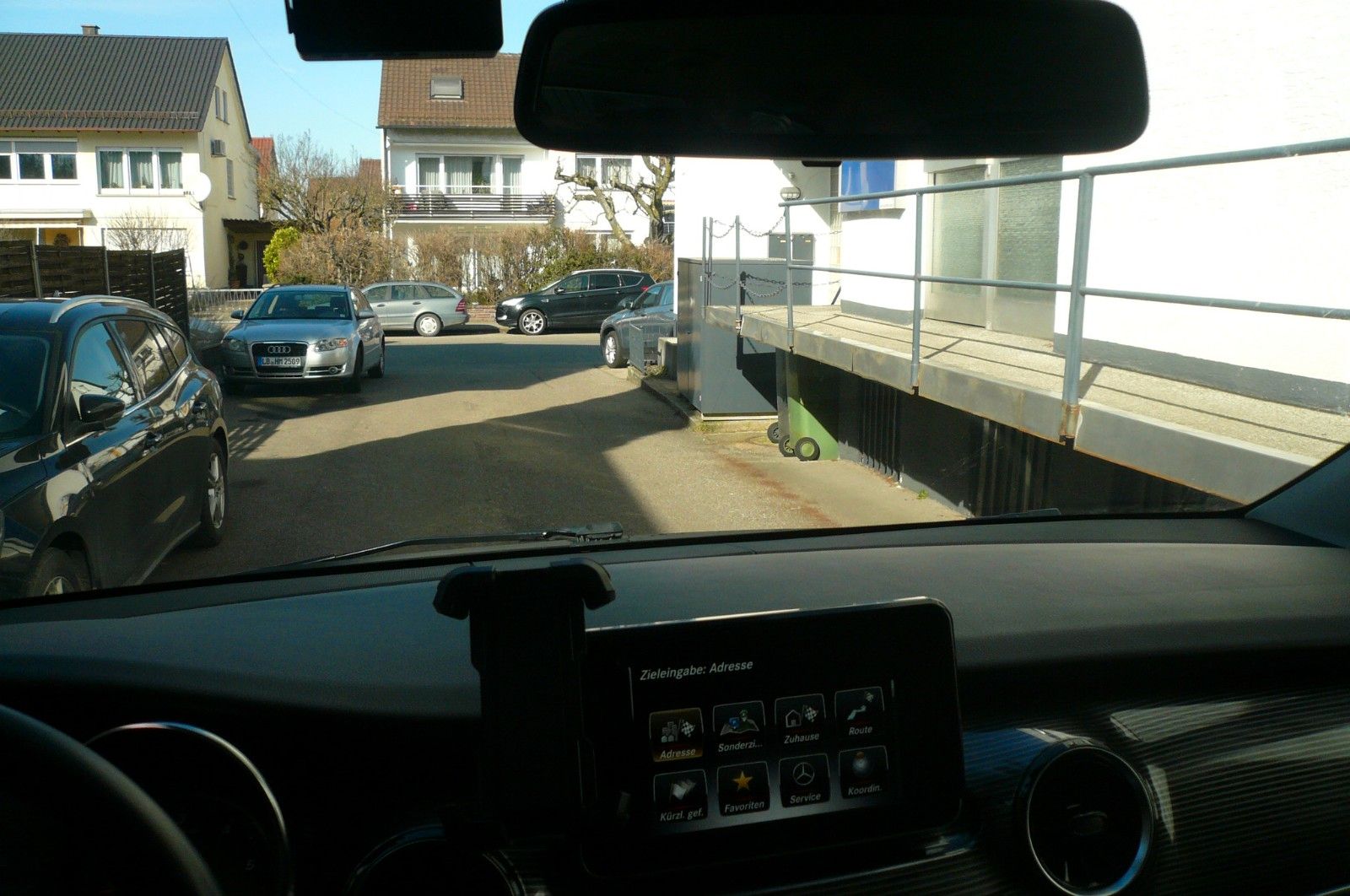Mercedes-Benz V 220 d RISE - Samsaru's Car Outlet