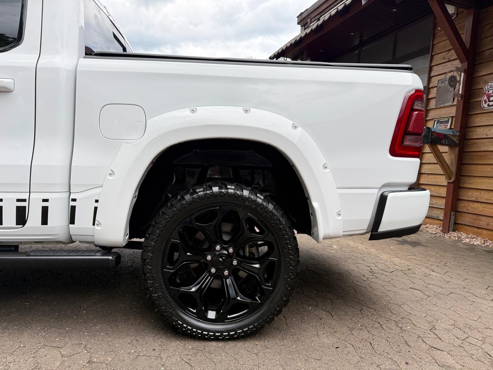 Dodge LONGHORN*4X4*DIGI-TACHO*12"RADIO*OFFROAD*AHK*NAV