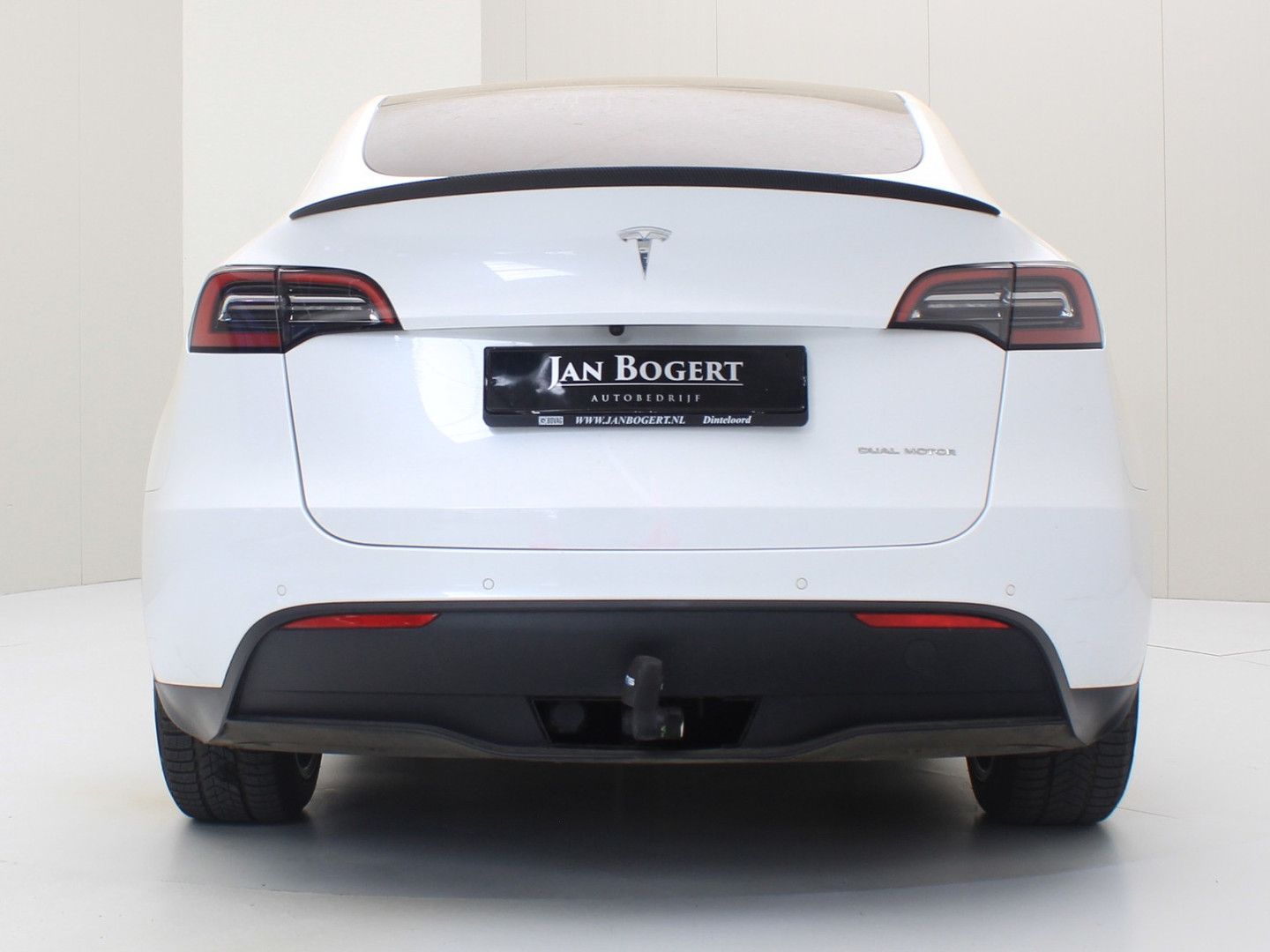 Tesla Model Y Long Range AWD 75kWh 351pk AMD RYZEN [ T