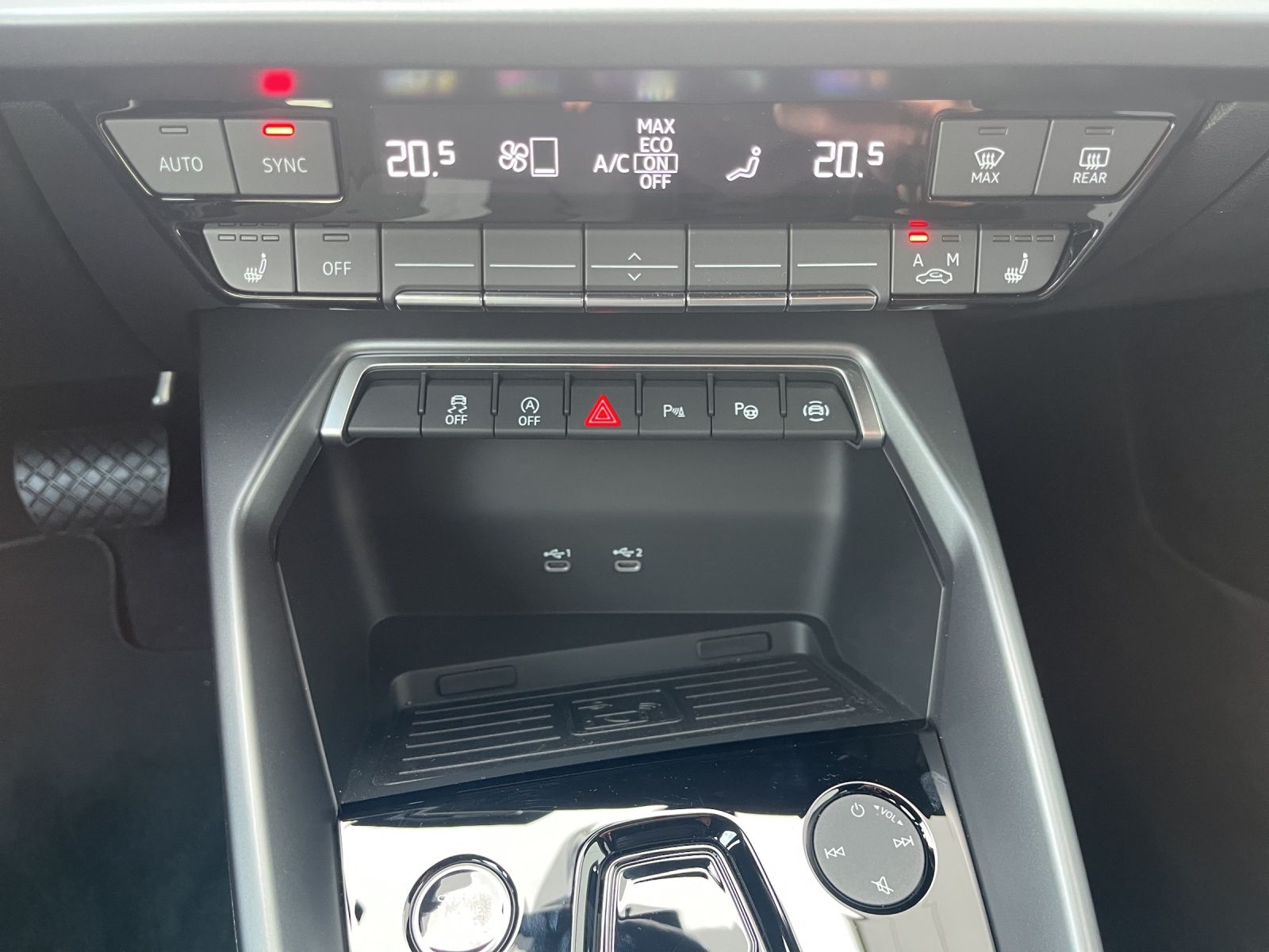 Audi A3 Limousine 30 TFSI advanced - Samsaru's Car Outlet