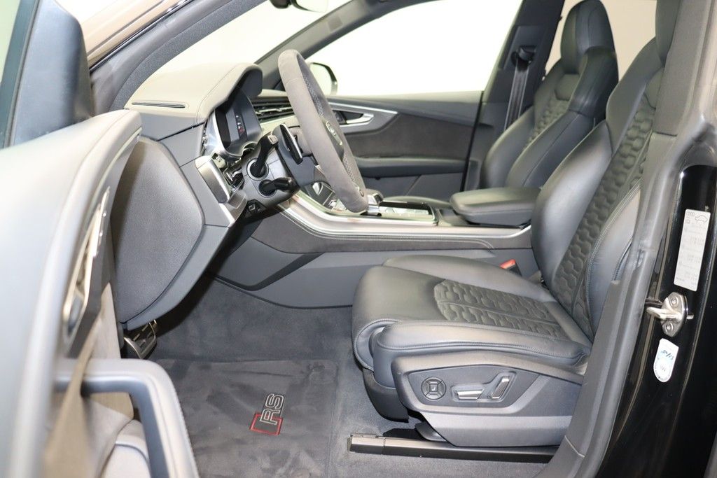 Audi RSQ8 4.0 TFSI quattro . Matrix Navi B&O AHK ACC