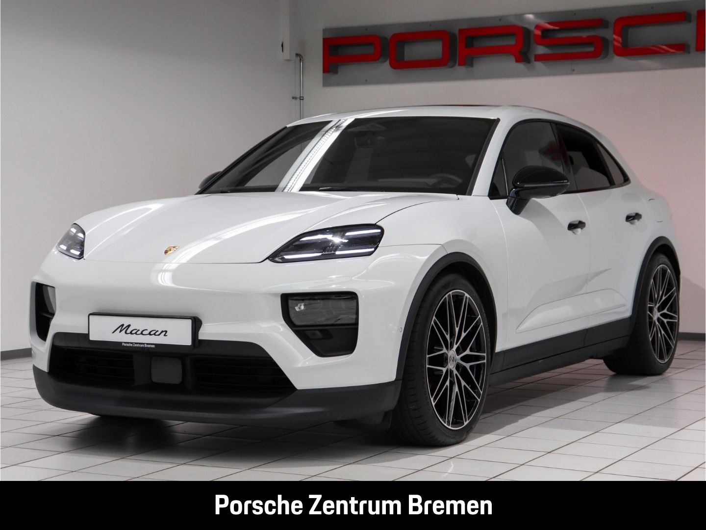 Porsche Macan 4 - Samsaru's Car Outlet
