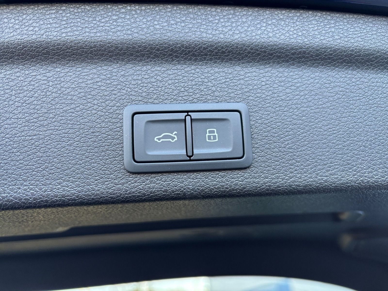 Audi Q3 Sportback 40 TFSI quattro S line - Samsaru's Car Outlet