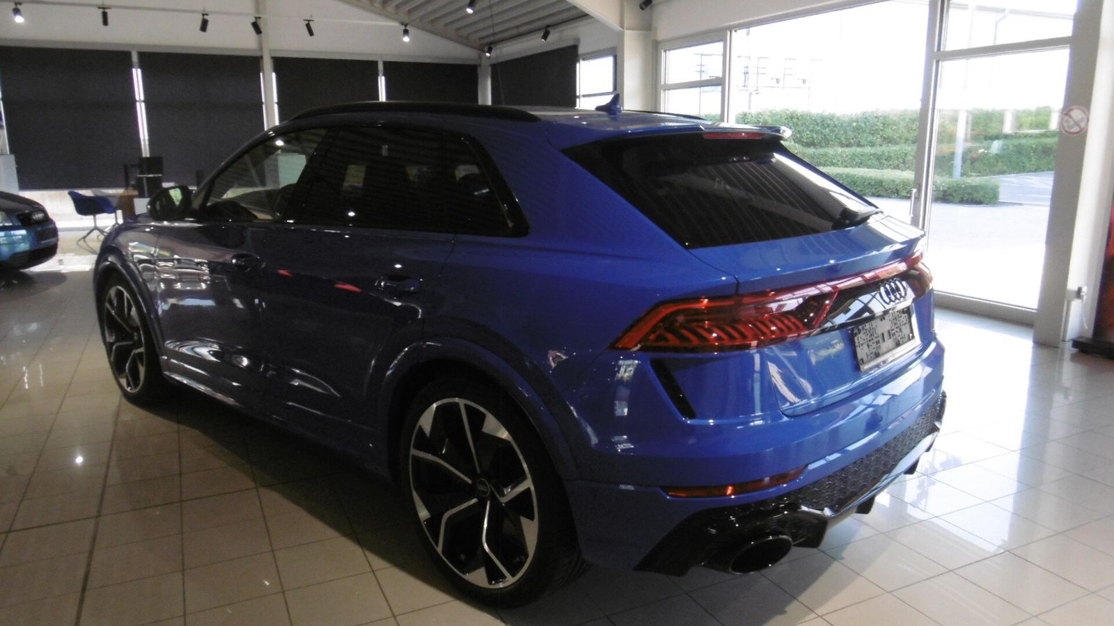 Audi RS Q8 SUV Essentials Garantie Individual RS2